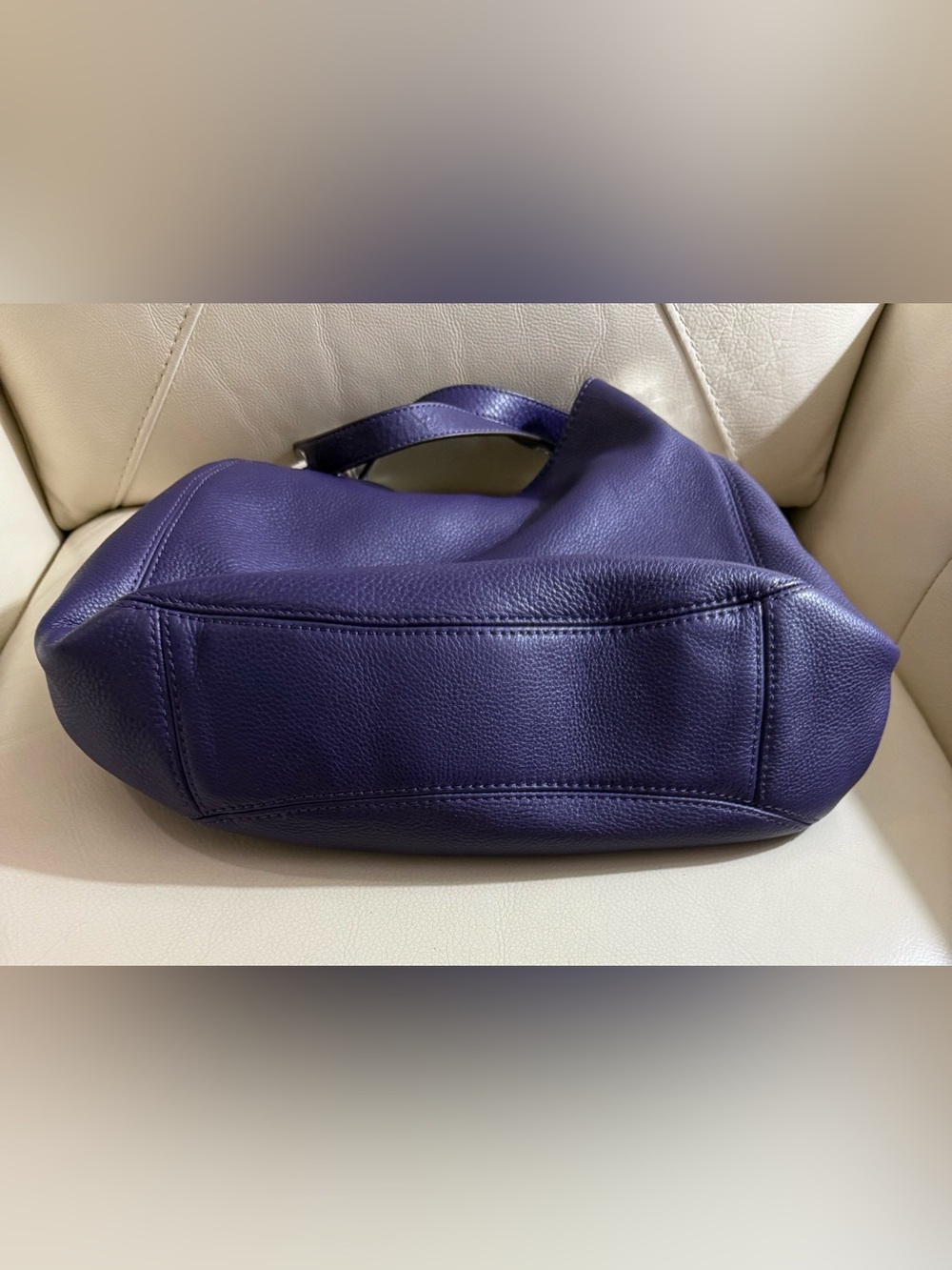 Michael Kors Purple Leather Shoulder Bag with Silver Hardware - Picture 4 of 12